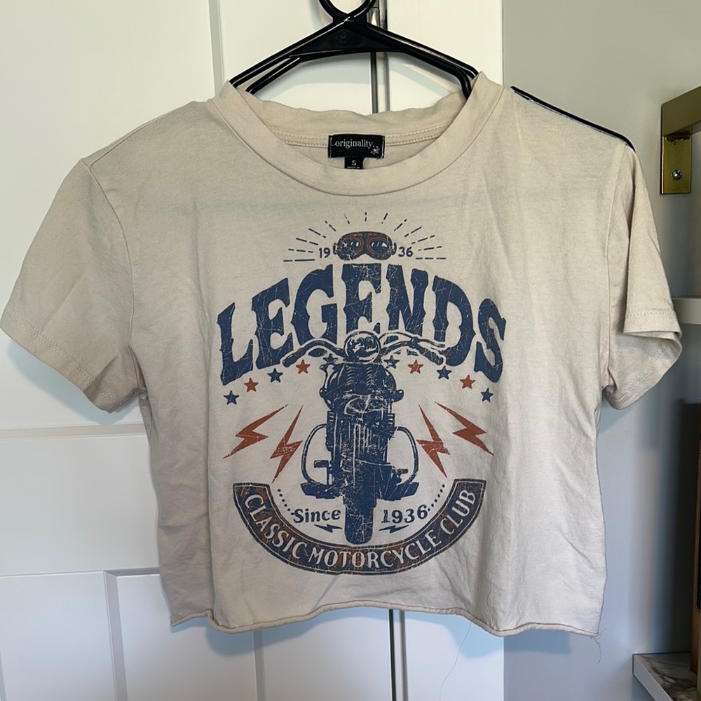 Originality Legends Graphic Crop Top